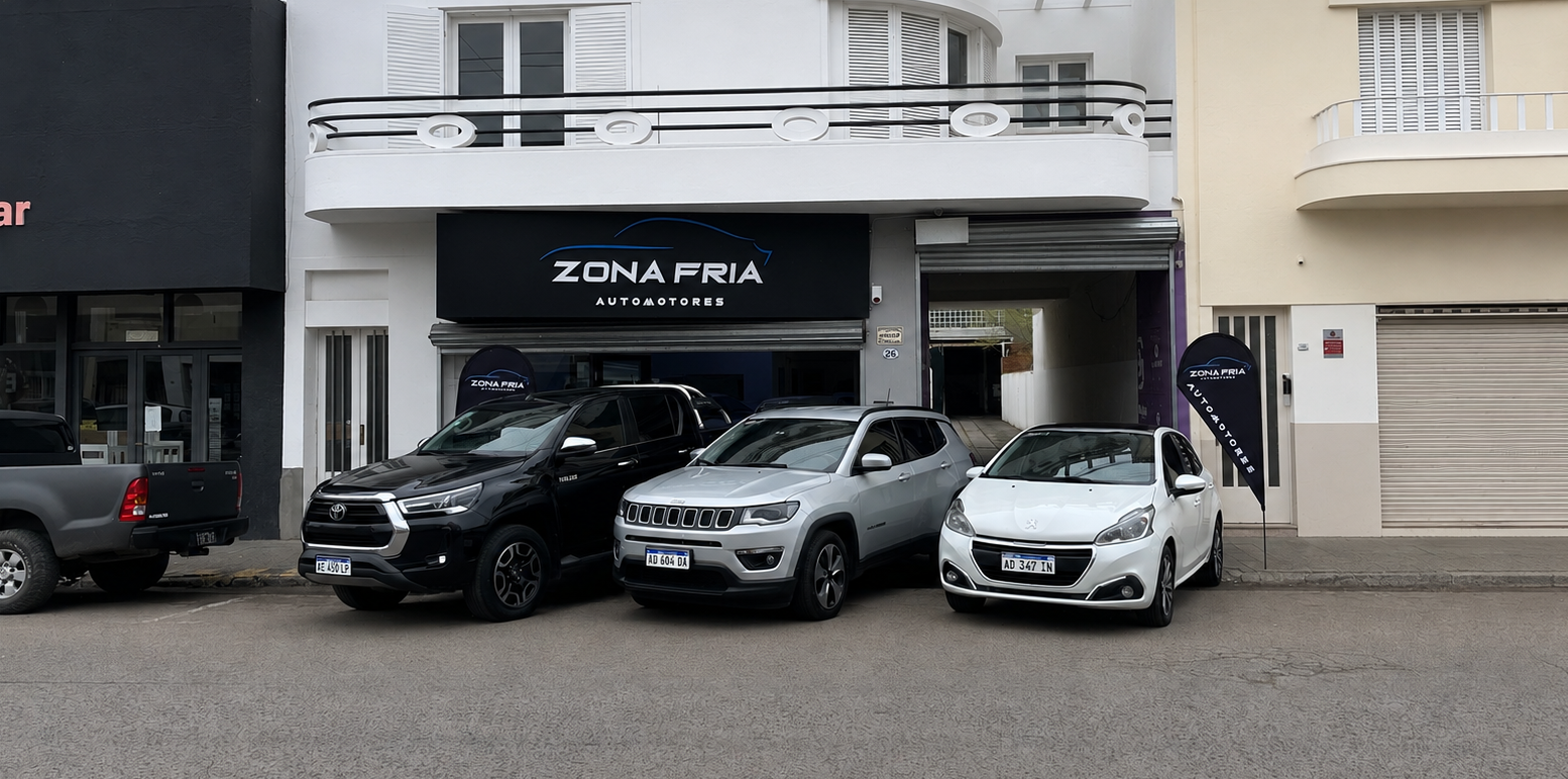 El showroom de Zona Fría Automotores en Donado 263, Bahía Blanca